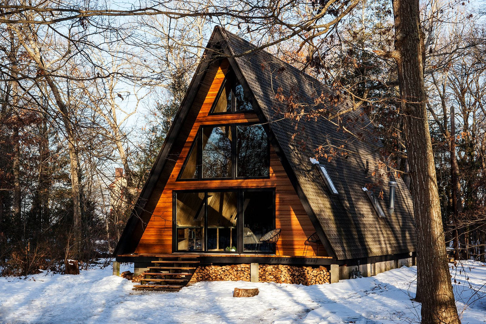 Big Cabin Type Winter House