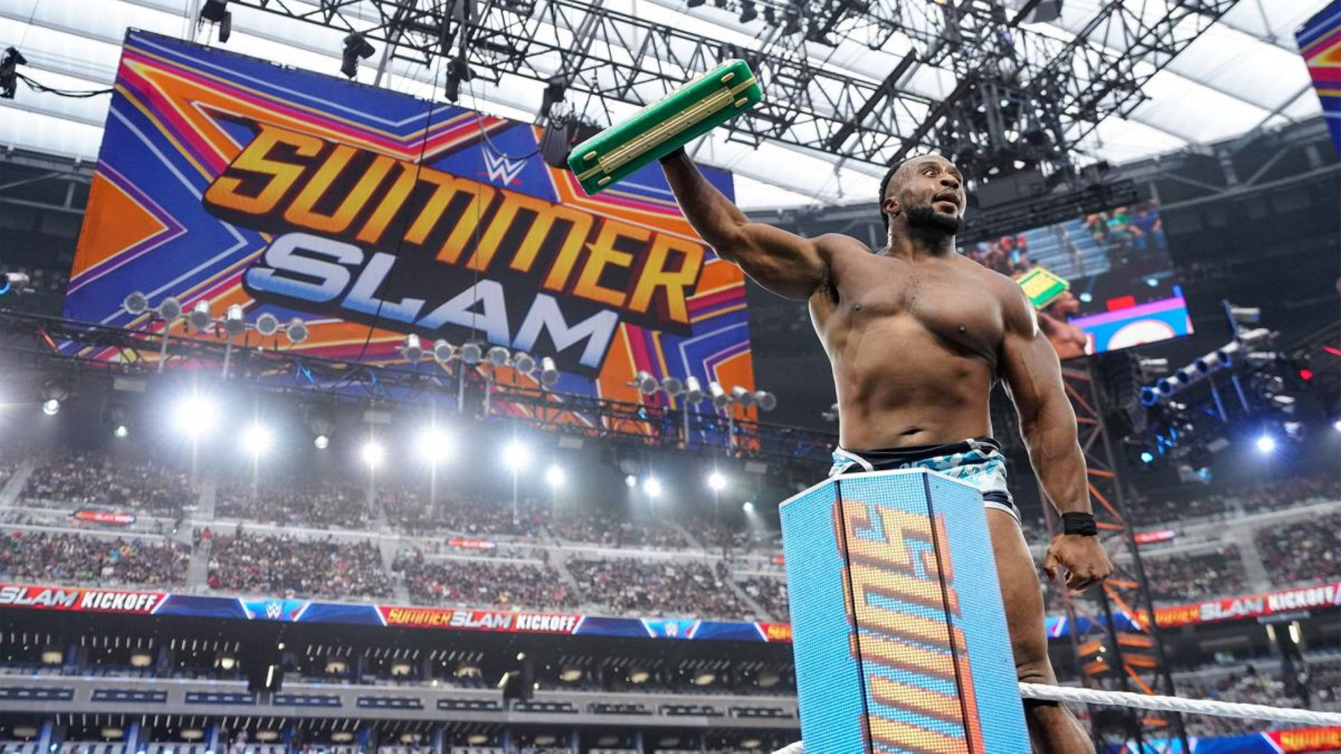 Big E At Wwe Summerslam Background