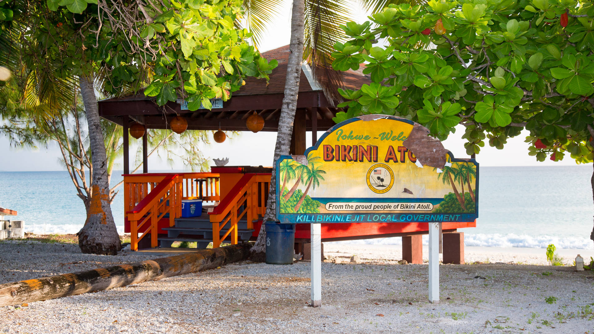 Bikini Atoll Beach Background