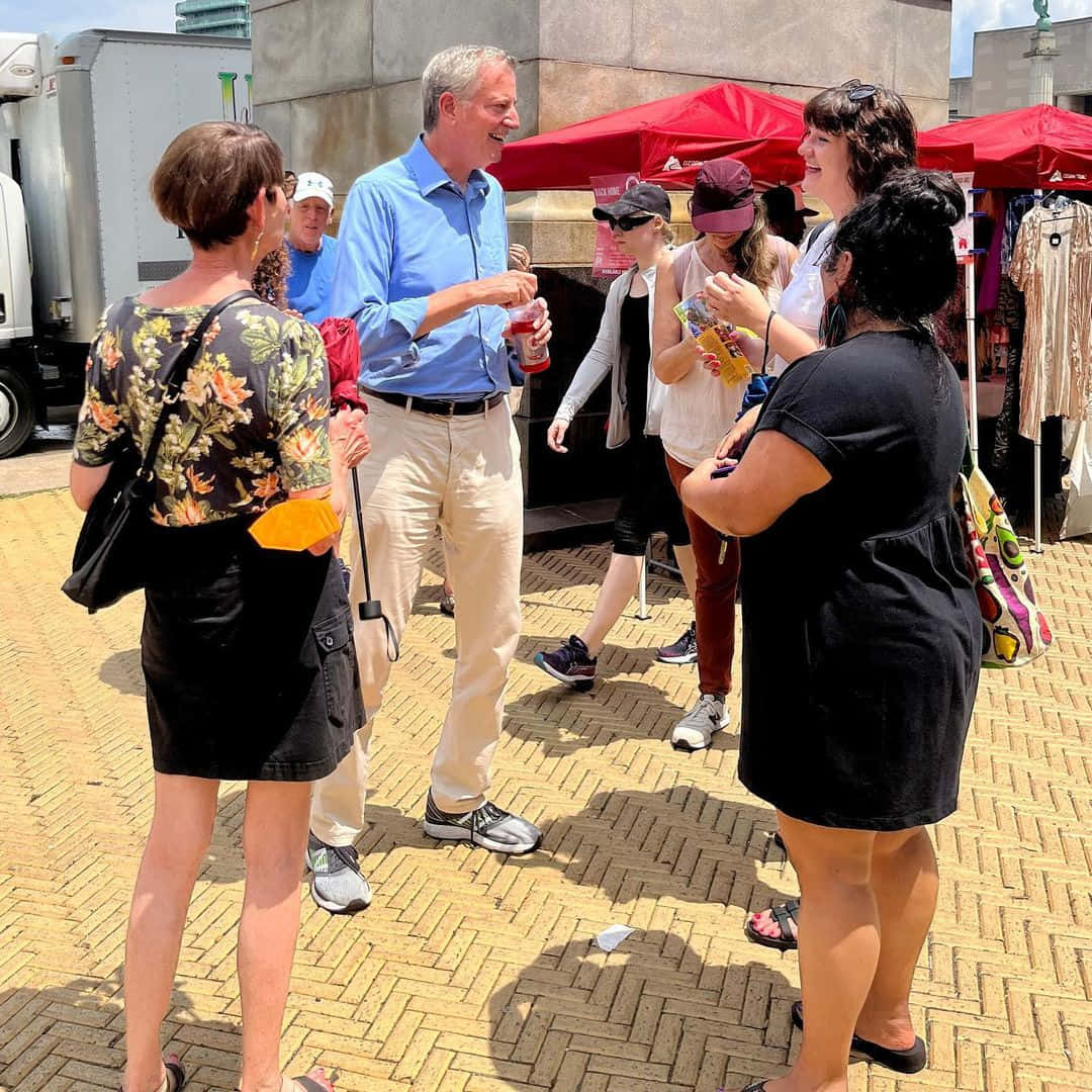 Bill De Blasio Chitchatting With Women