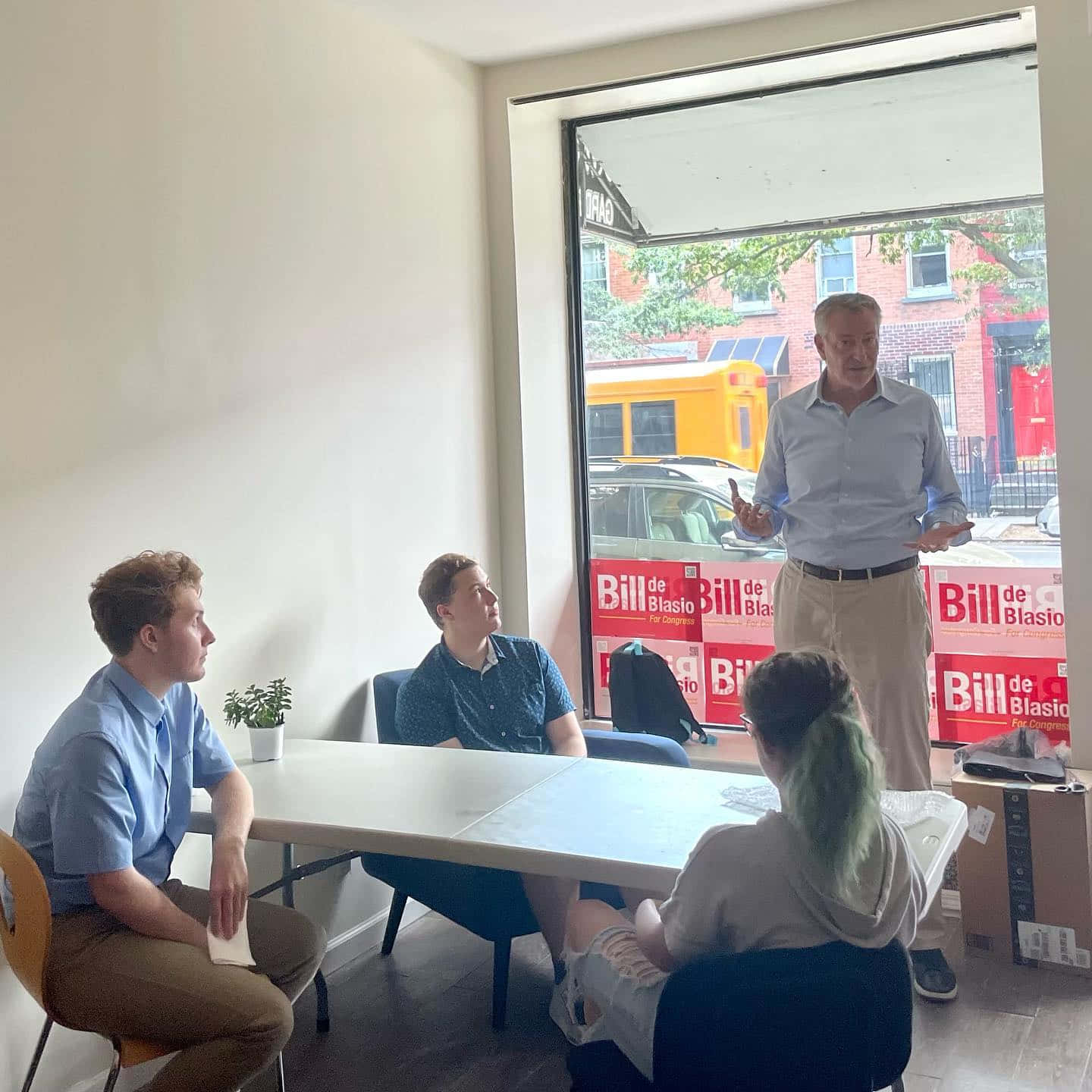 Bill De Blasio Explaining