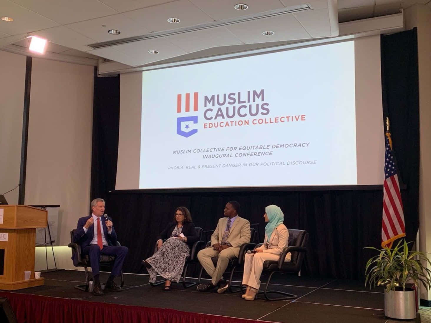 Bill De Blasio With Muslim Educators