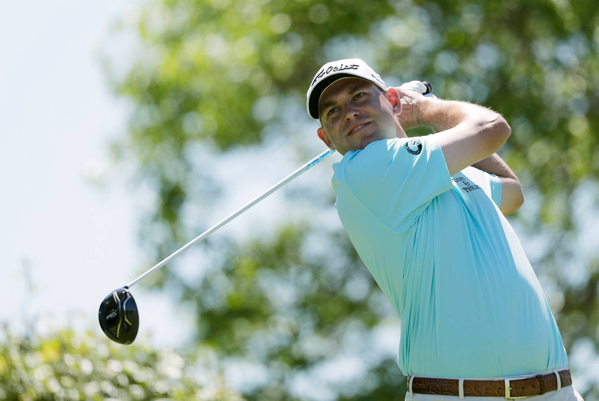 Bill Haas Perfect Swing Pose Background