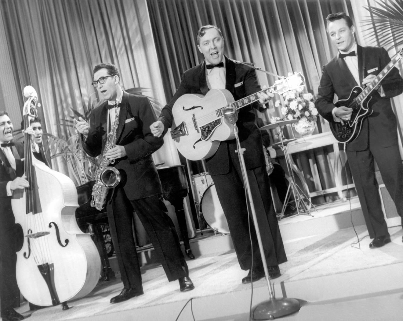 Bill Haley And The Comets Rock And Roll Revolution Background