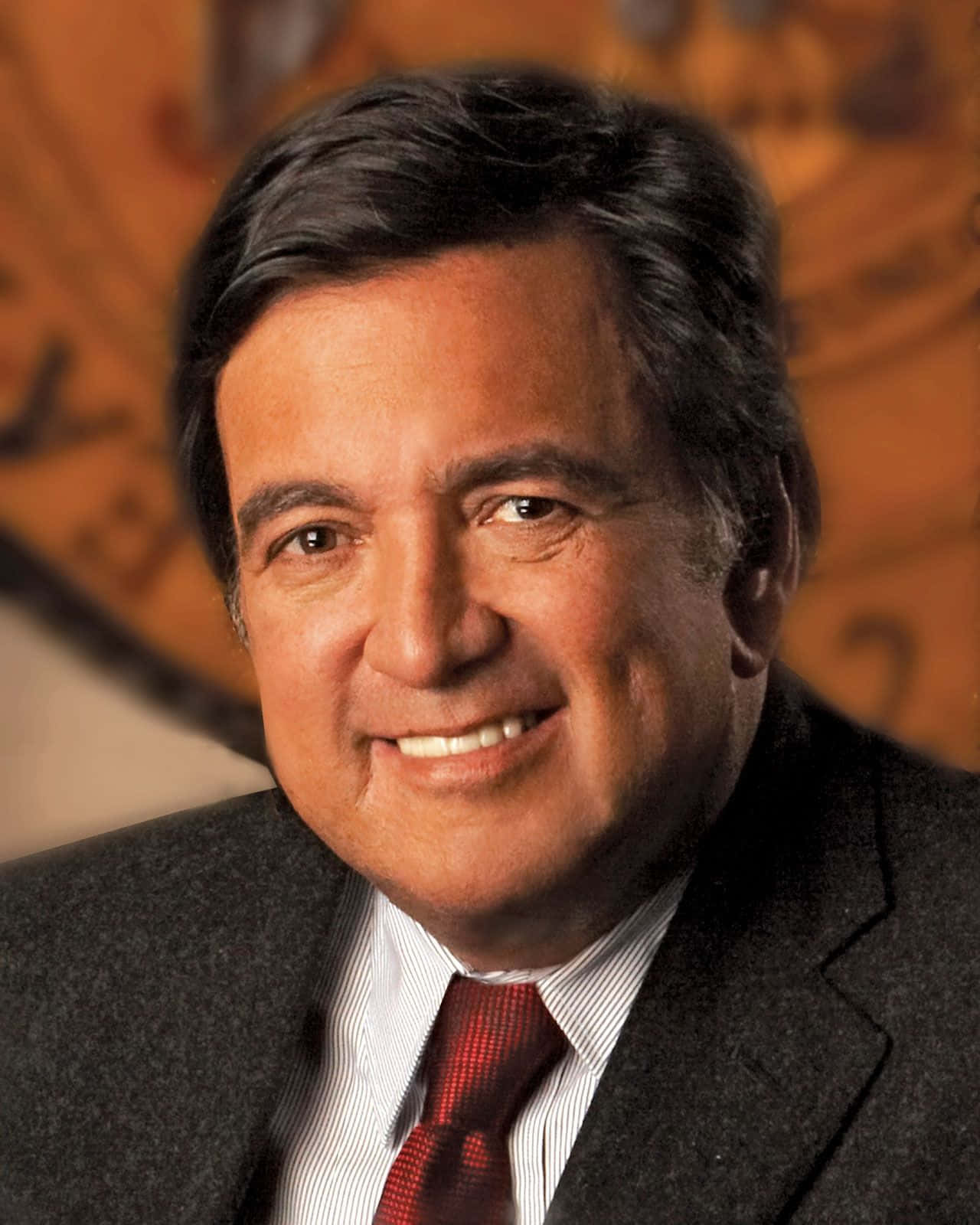 Bill Richardson Formal Shot Background