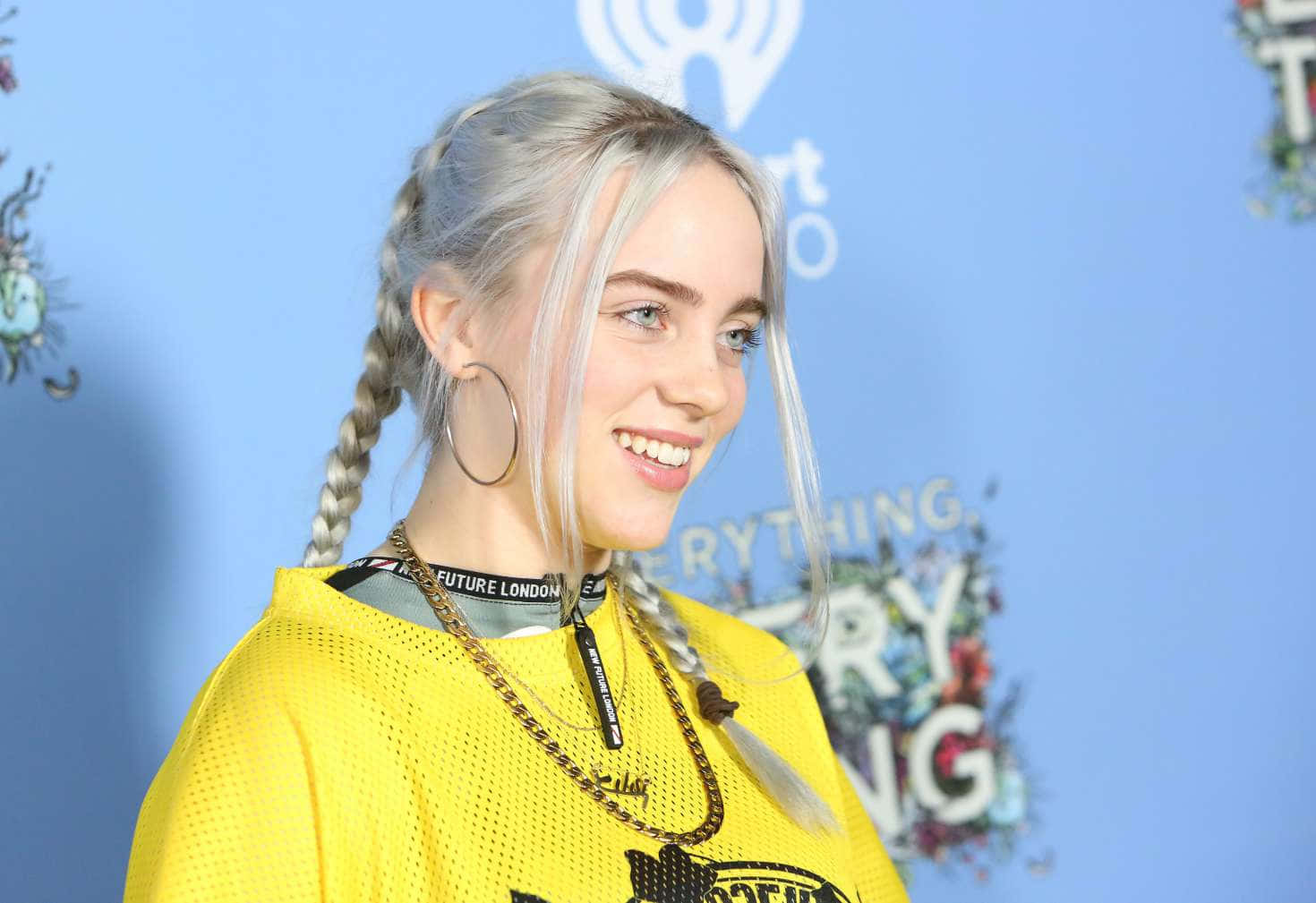 Billie Eilish Positively Radiates In Her Dazzling Smile Background