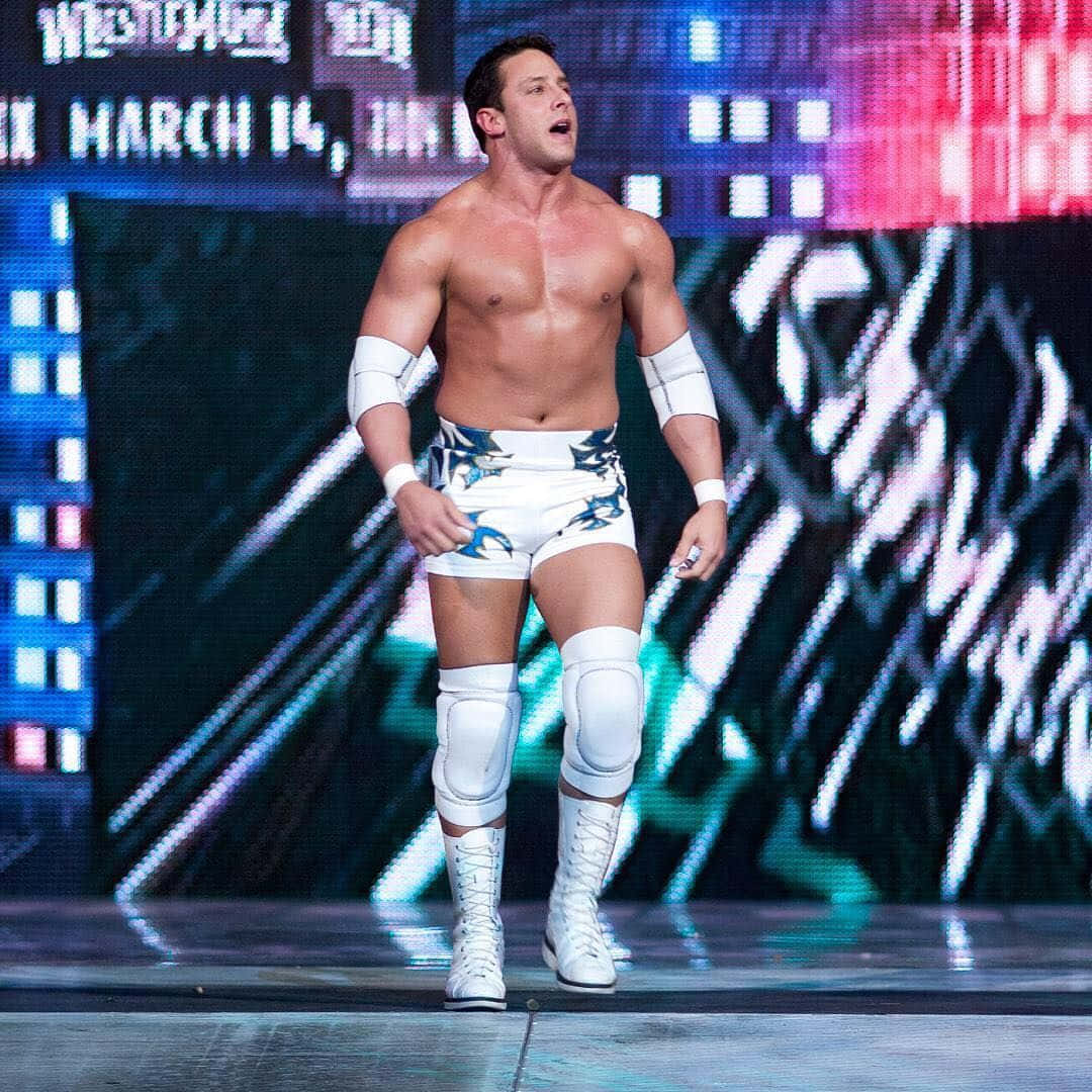 Billy Kidman Walking To The Wwe Ring Background