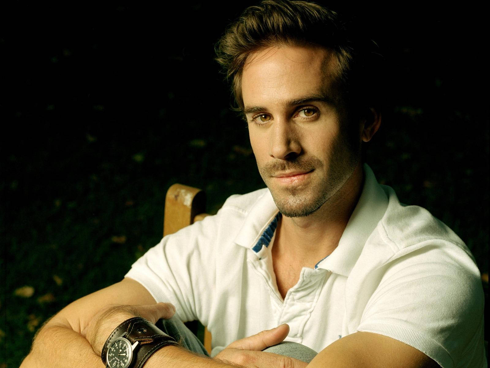 Biography Picture Of Joseph Fiennes