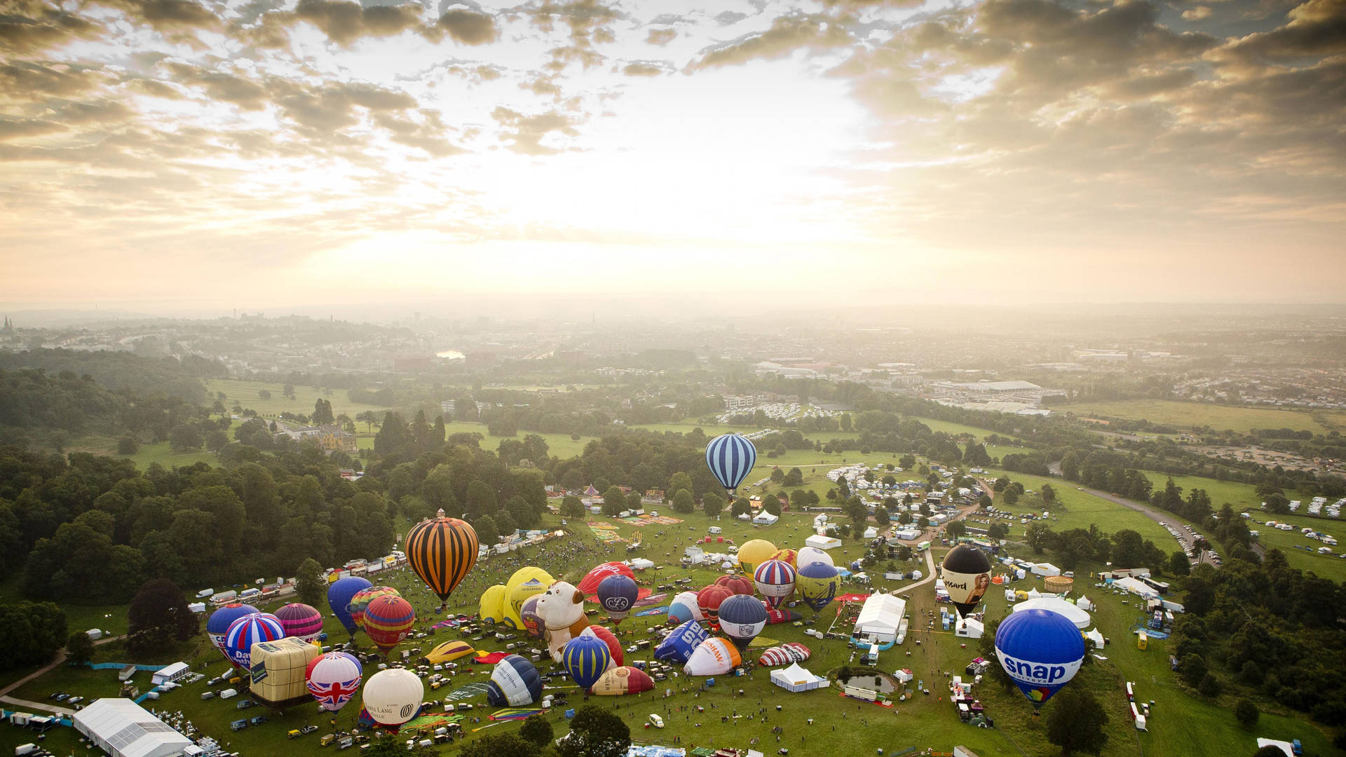 Bird's-eye View Albuquerque Balloon Fiesta Background