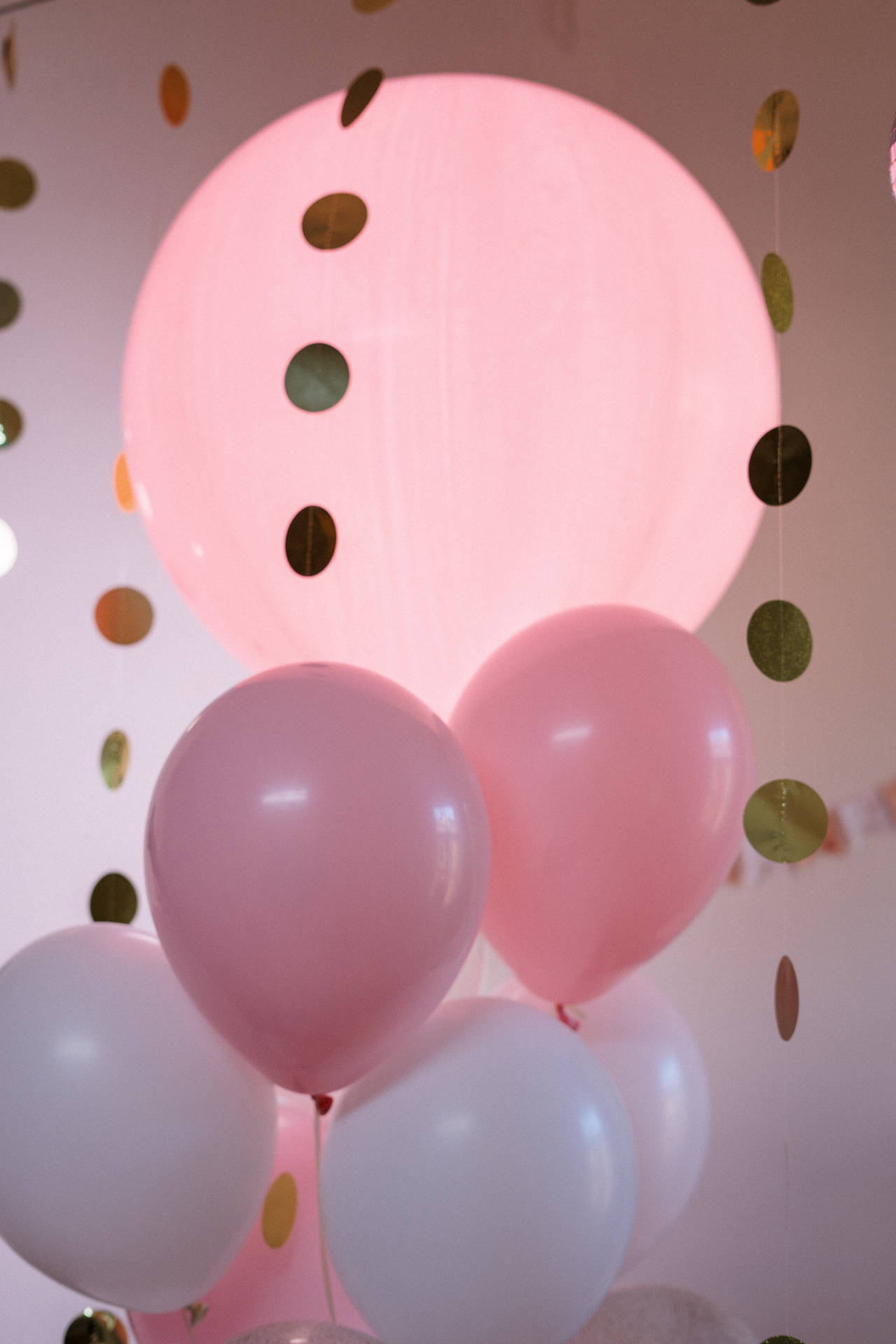 Birthday Polka Dot Balloon Background