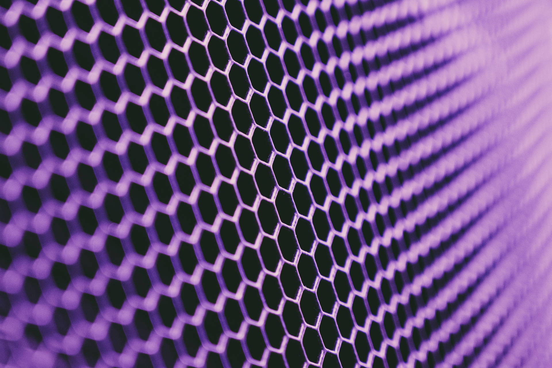 Black And Purple Mesh Background