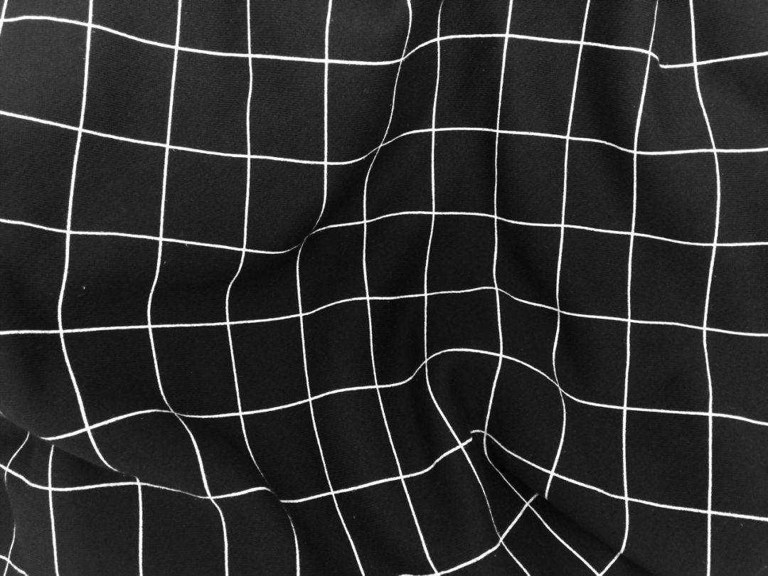 Black And White Aesthetic Crumpled Blanket With Lines Background