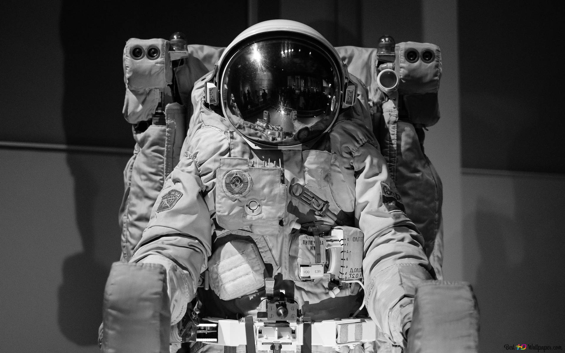 Black And White Astronaut Old Photo Background