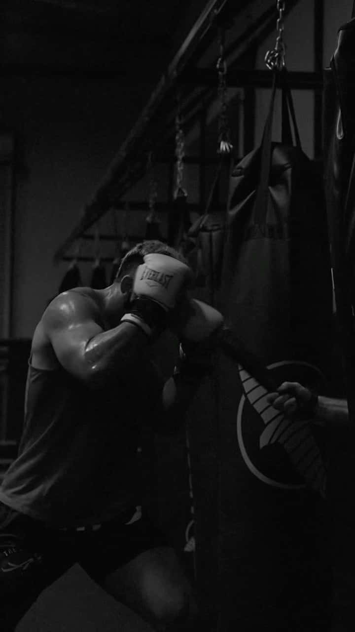 Black And White Brad Tavares Boxing