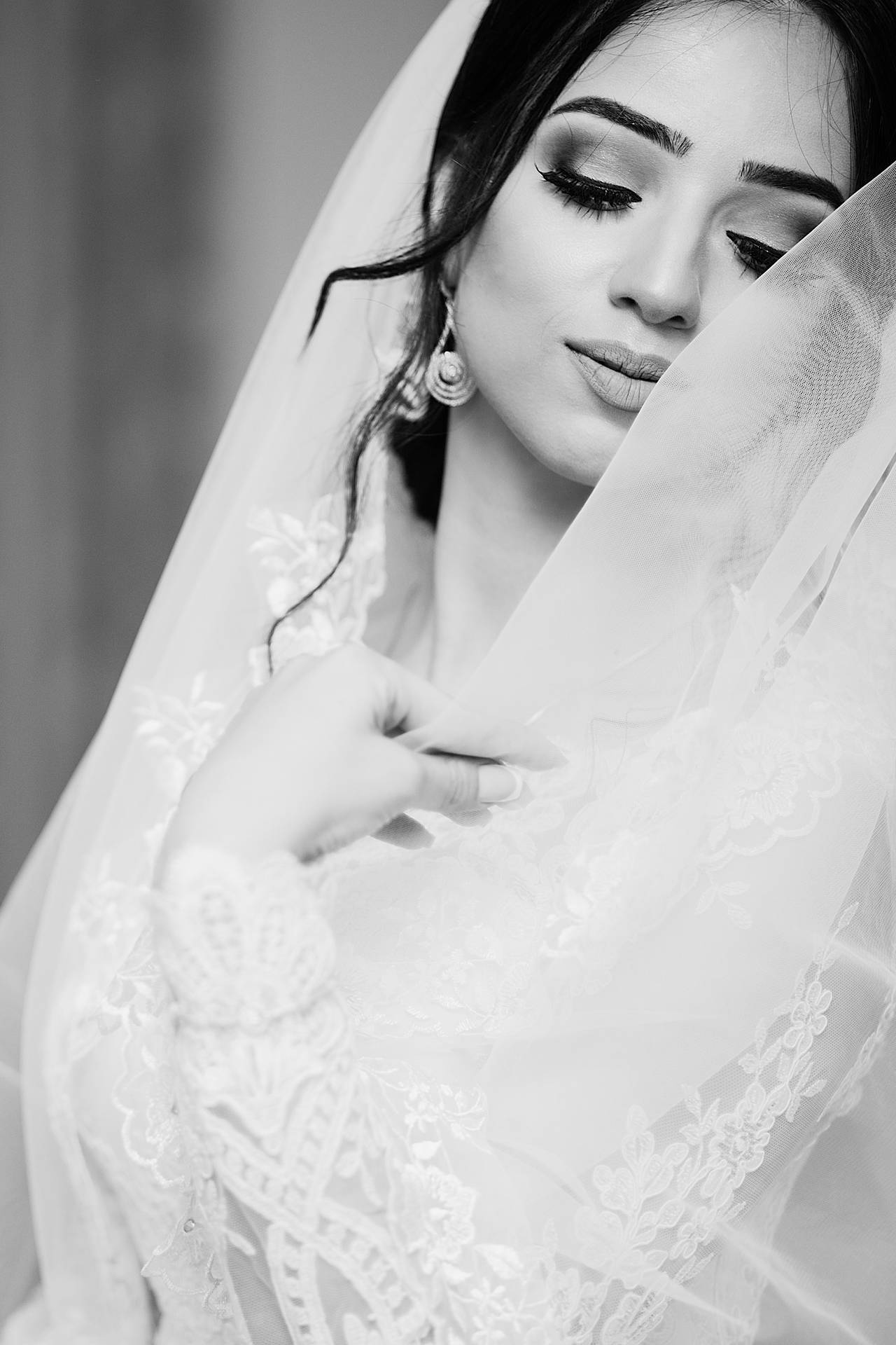 Black And White Bridal Photoshoot