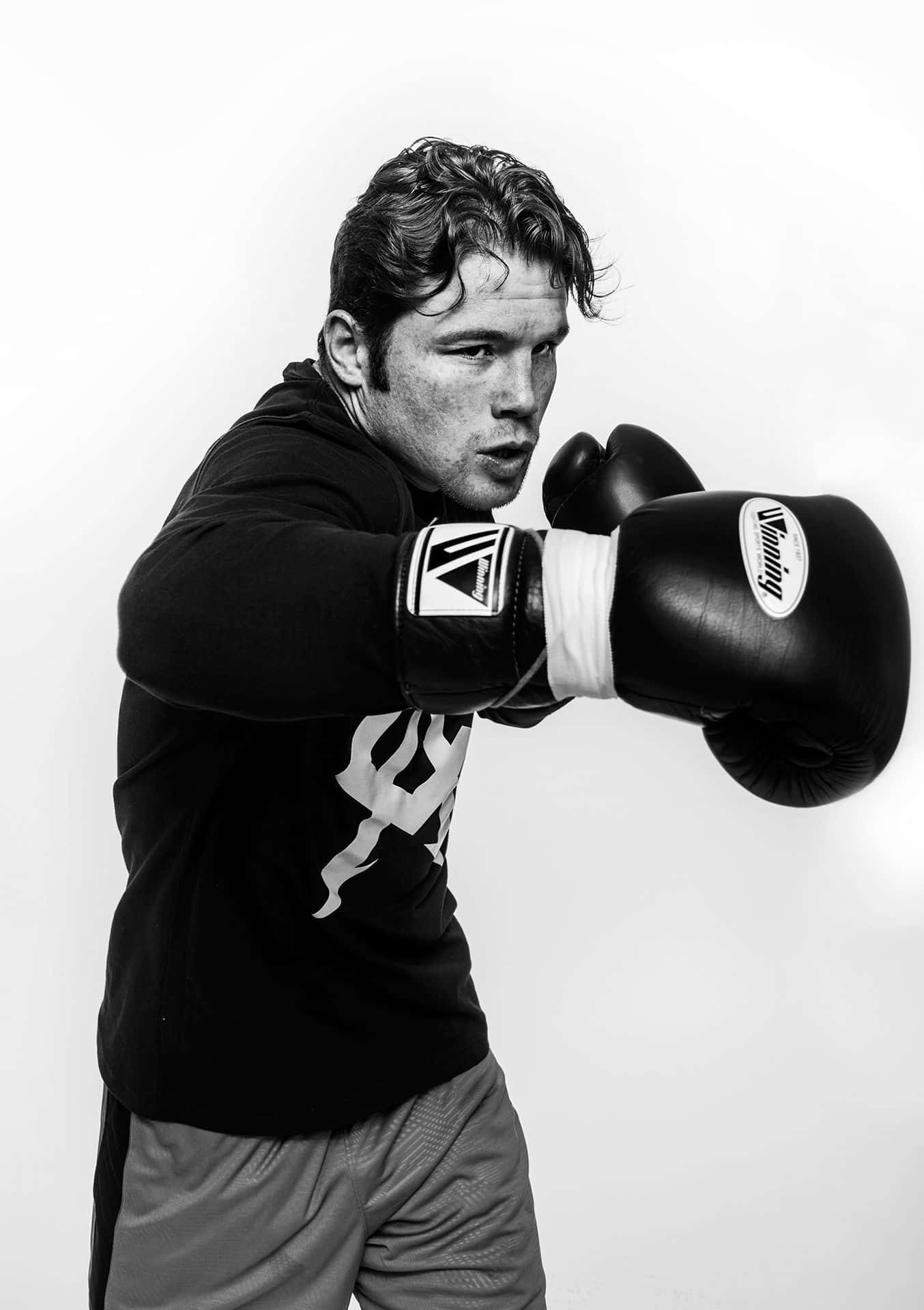 Black And White Canelo Alvarez Background