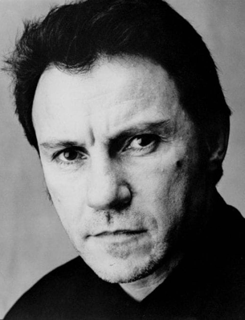 Black And White Close Up Of Harvey Keitel Background