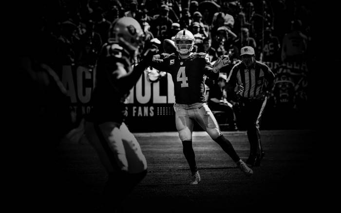 Black And White Derek Carr Posing Background