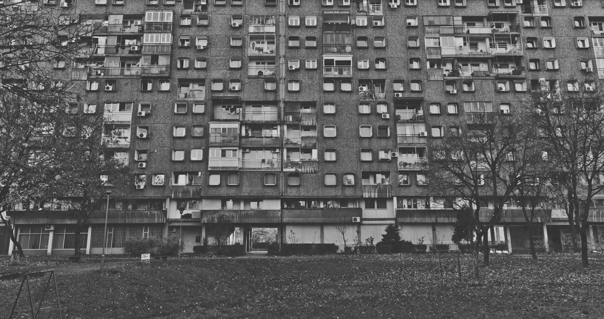 Black And White Dormitory Serbia Background