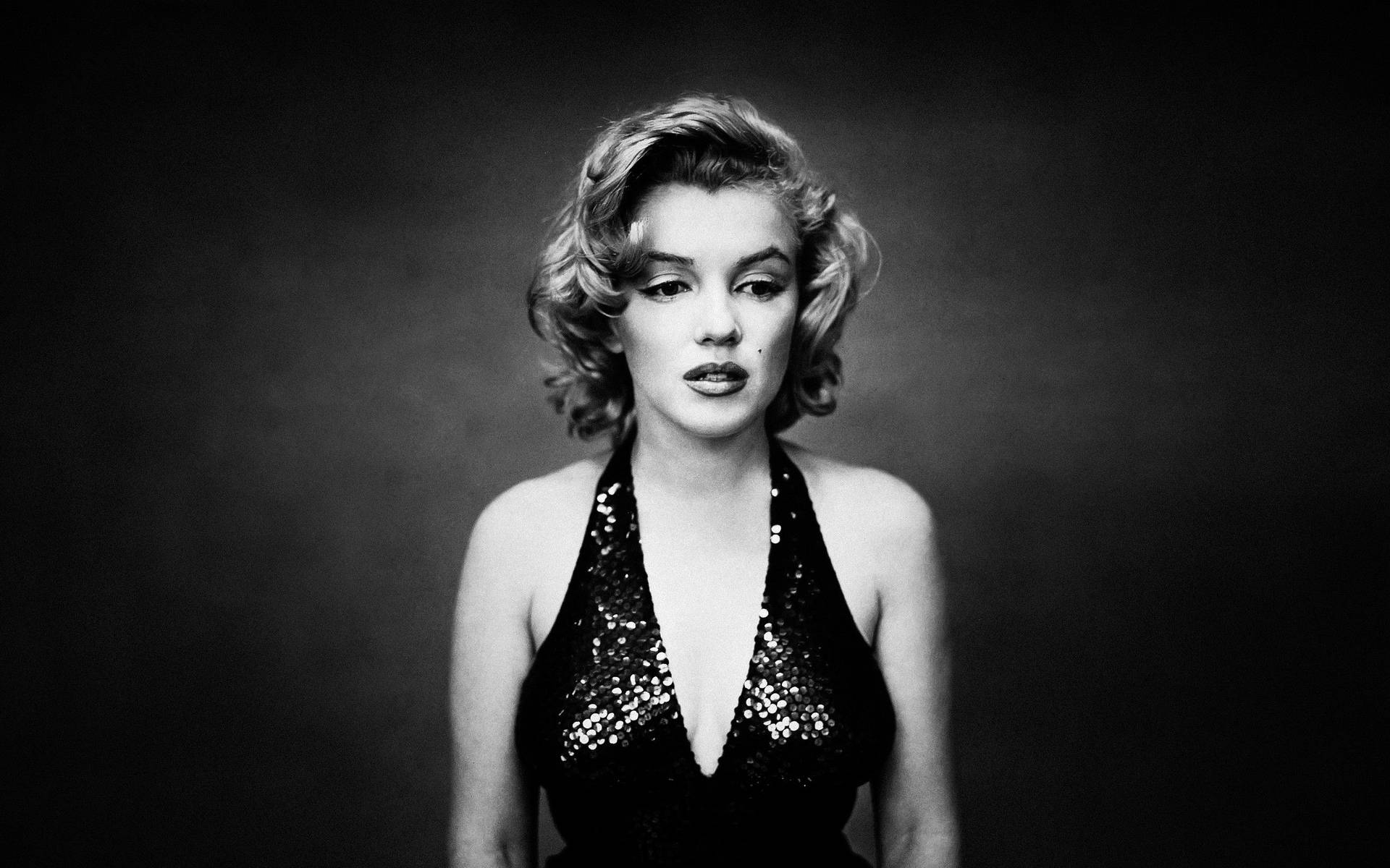 Black And White Marilyn Monroe Background