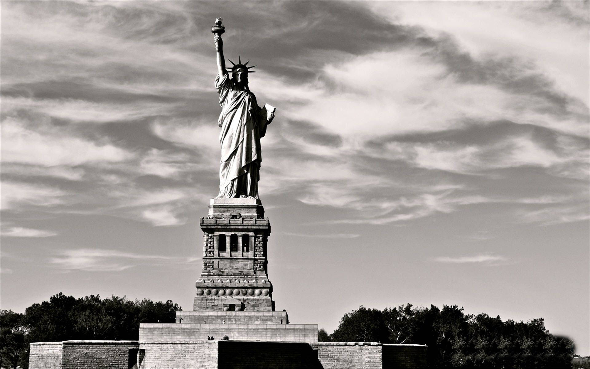 Black And White New York Universal Symbol Of Freedom Background