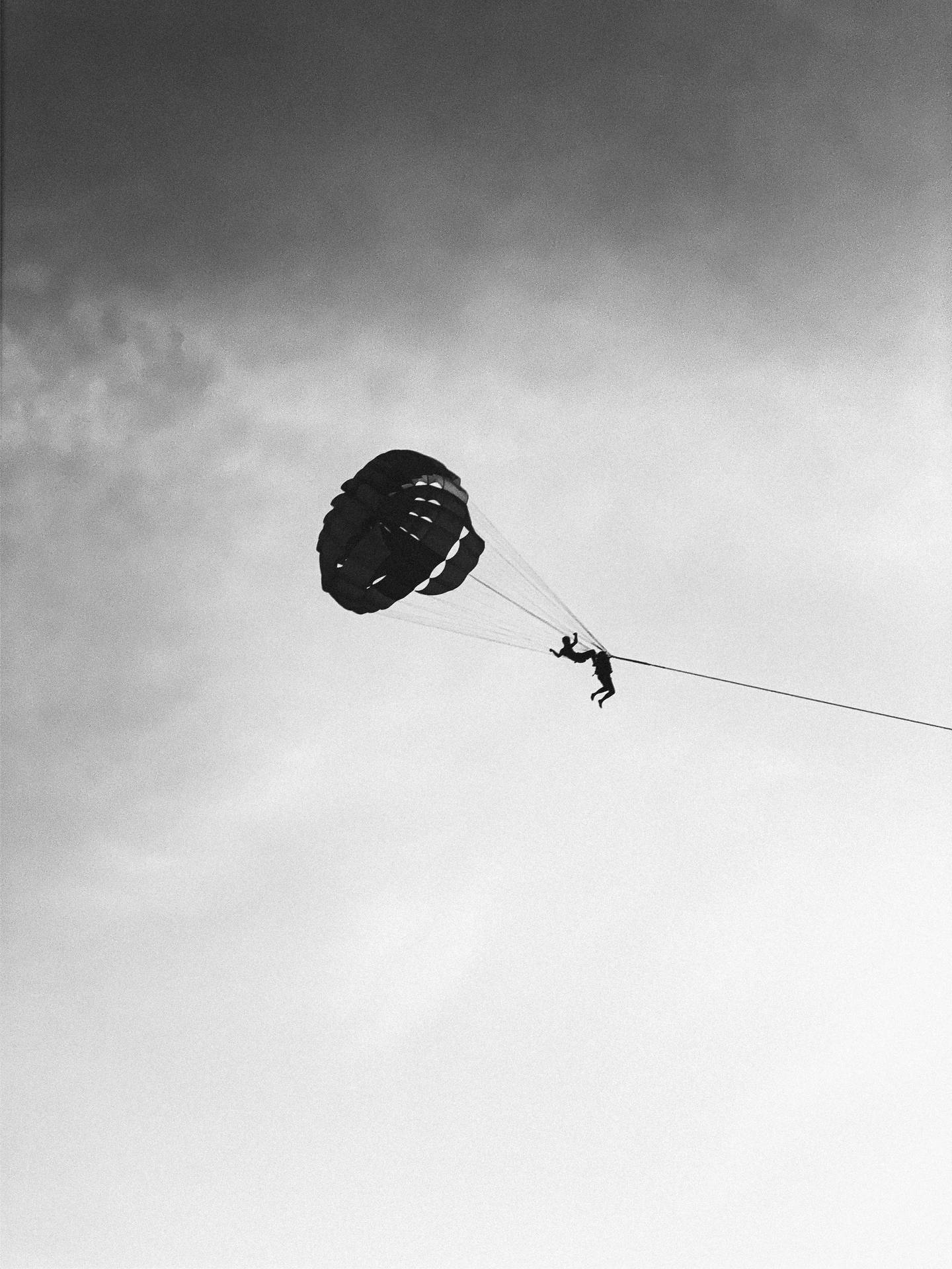 Black And White Parasailing Background