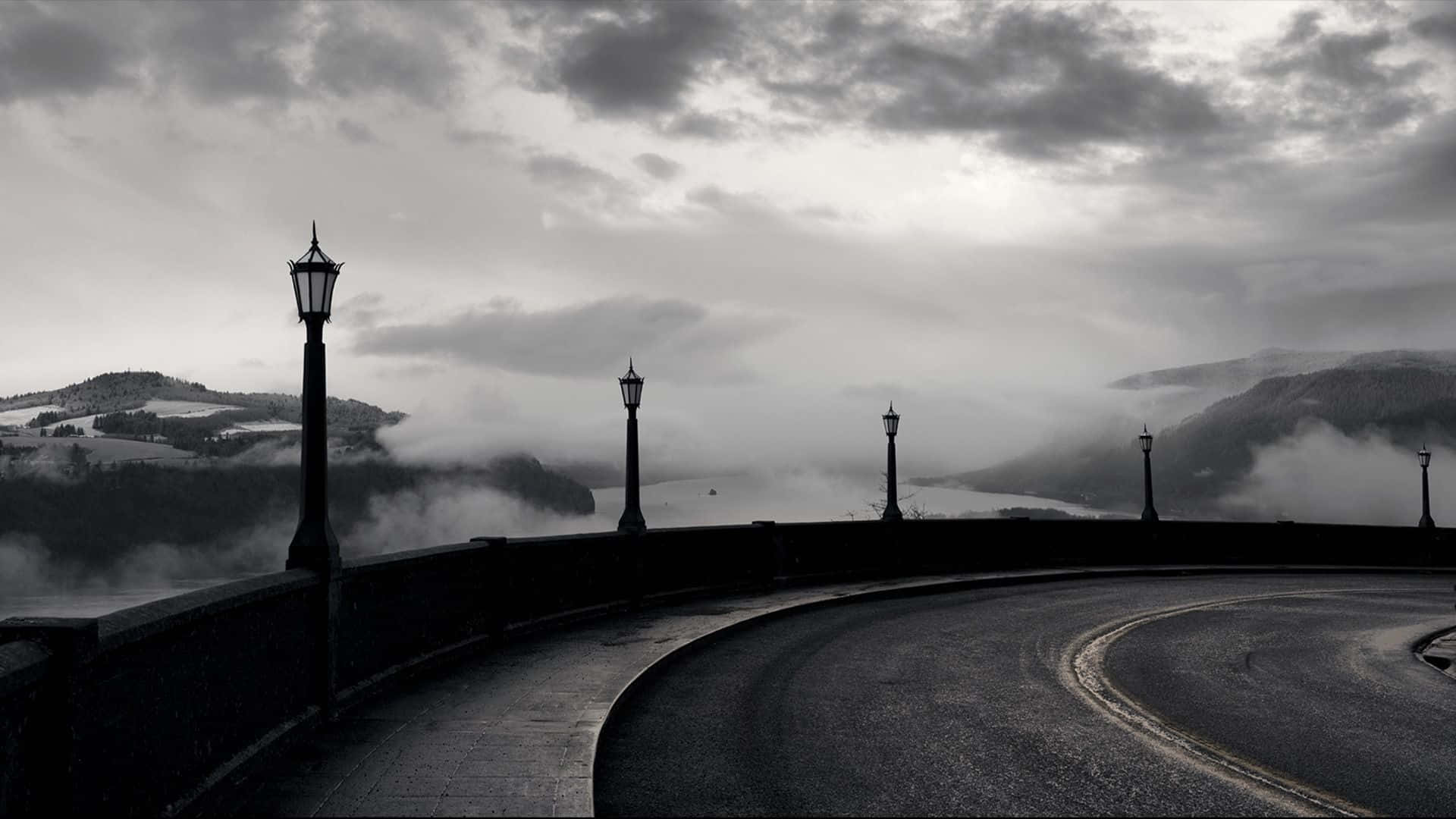 Black And White Pc Country Lamp Posts Background
