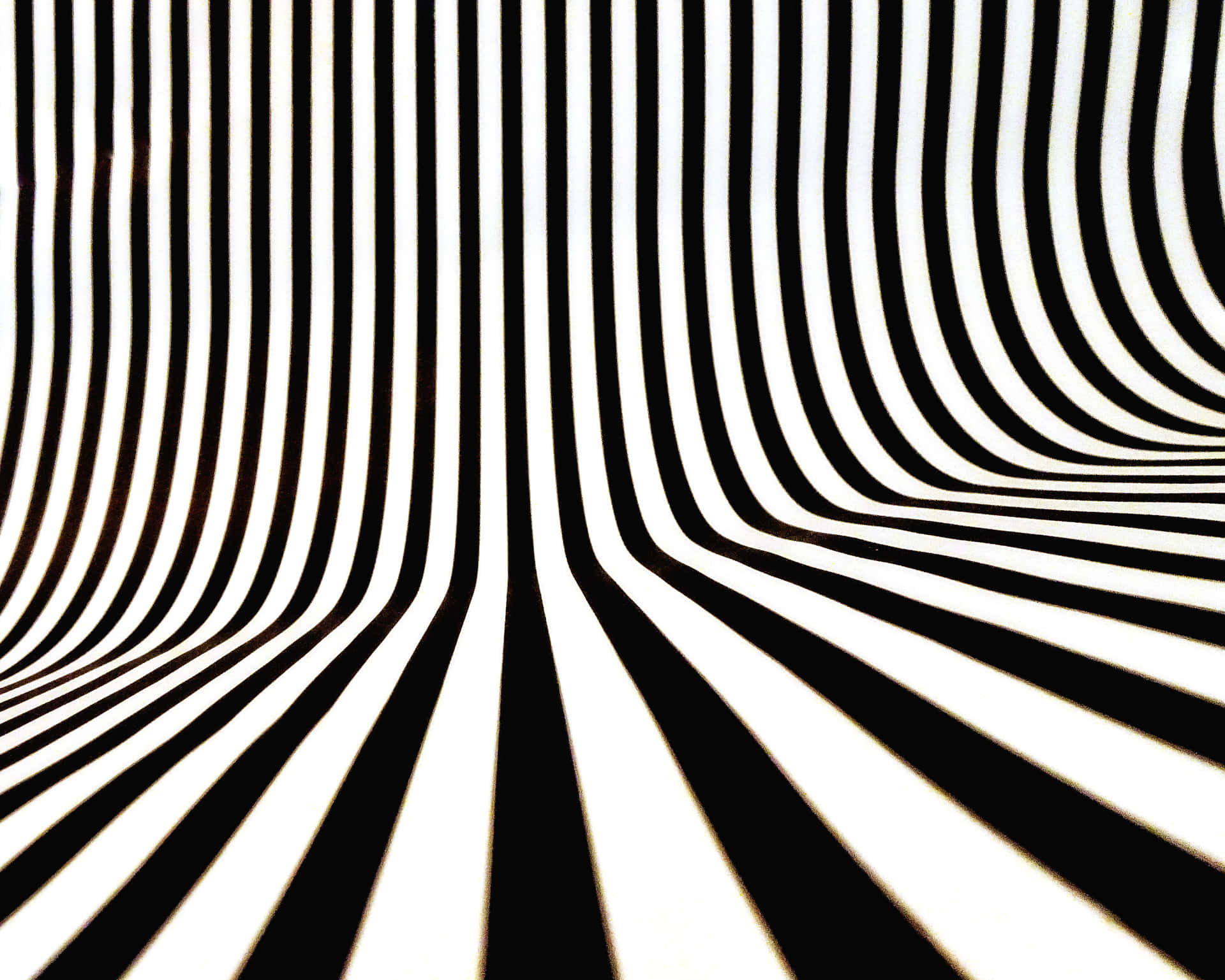 Black And White Striped Cool Optical Illusions Wall Background