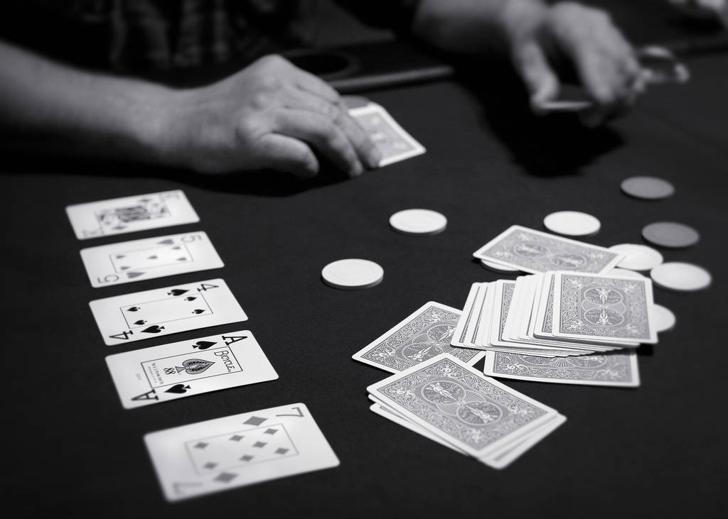 Black And White Texas Hold'em Background