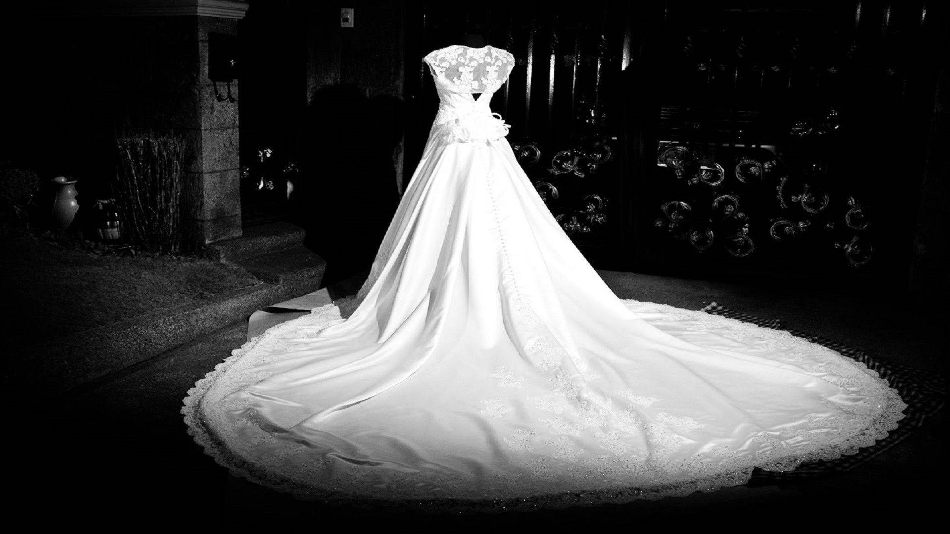 Black And White Wedding Dress Background