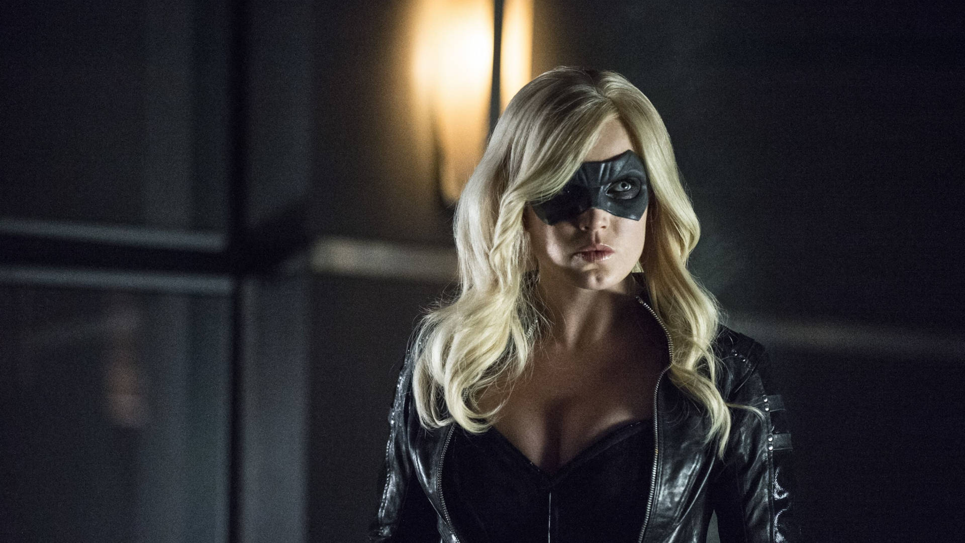 Black Canary With Mask On Background