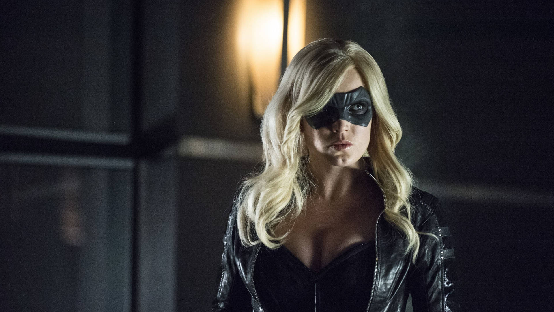 Black Canary With Mask On