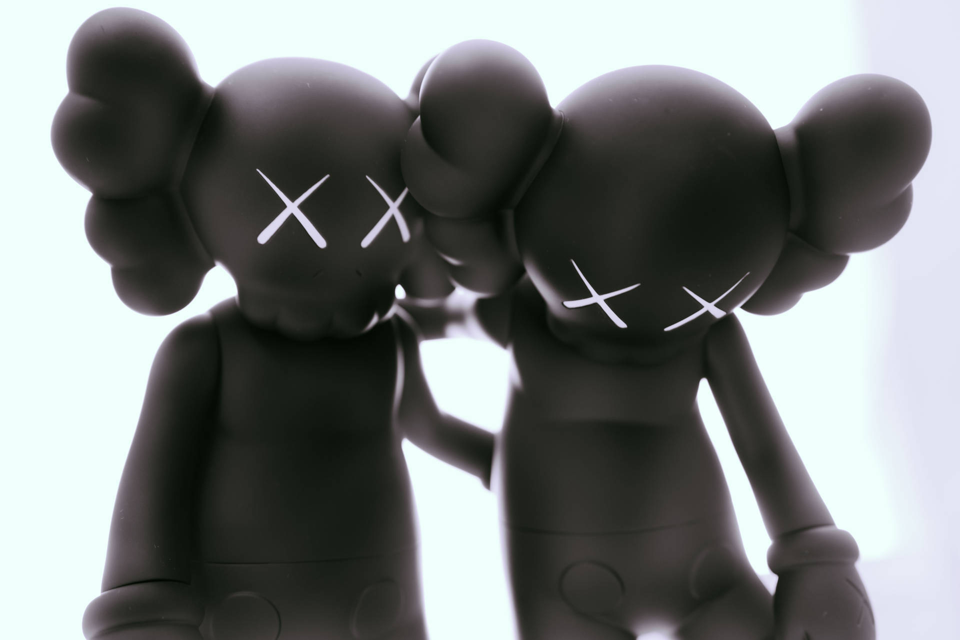 Black Figures Kaws Pc