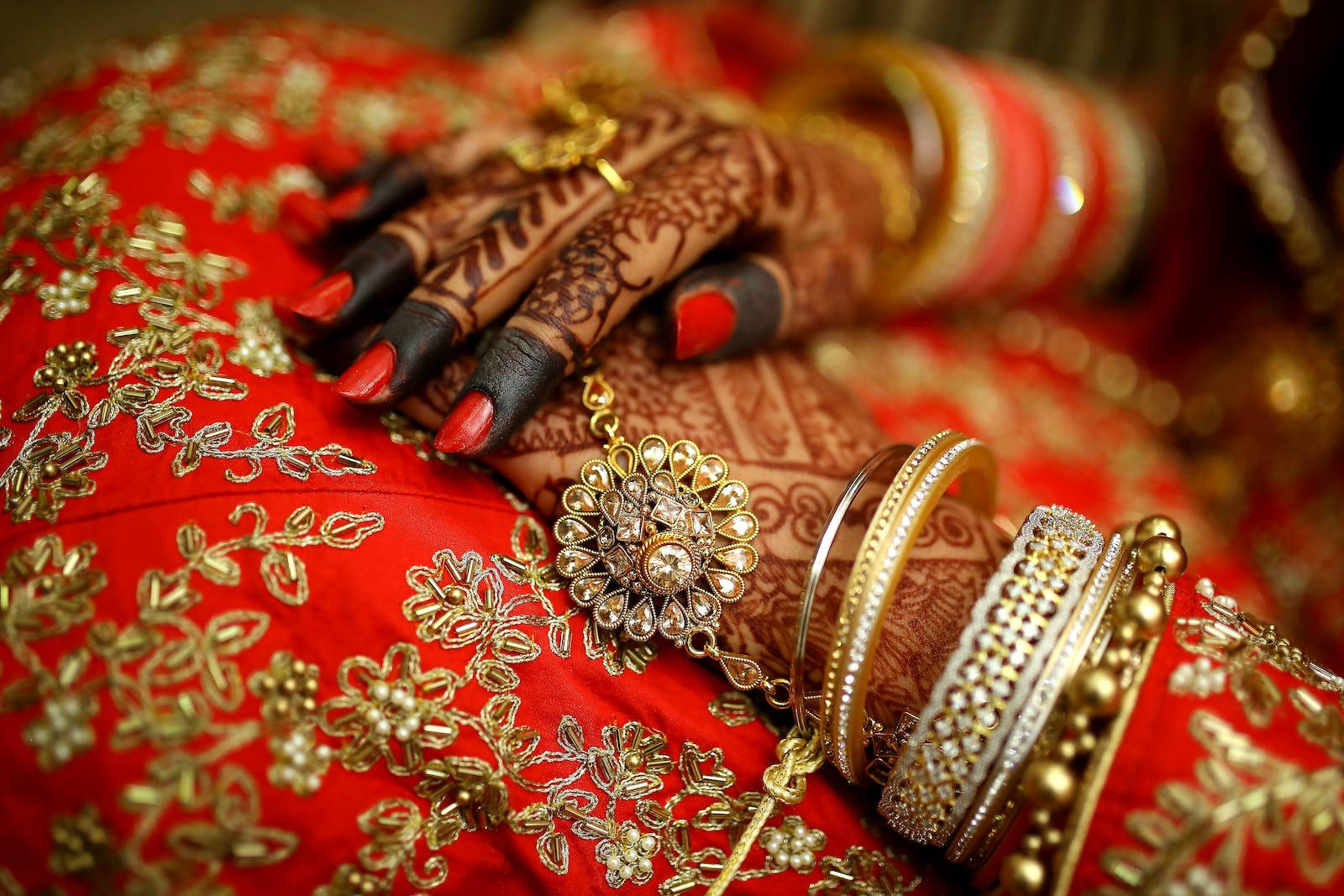 Black Floral Hand Mehndi Indian Wedding Background