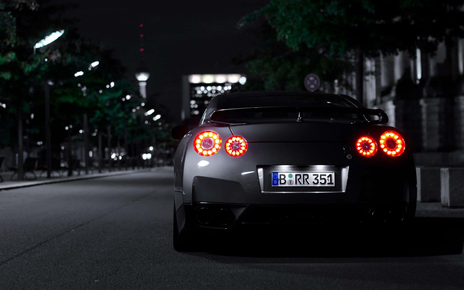 Black Gt-r Desktop Tail Lights Background