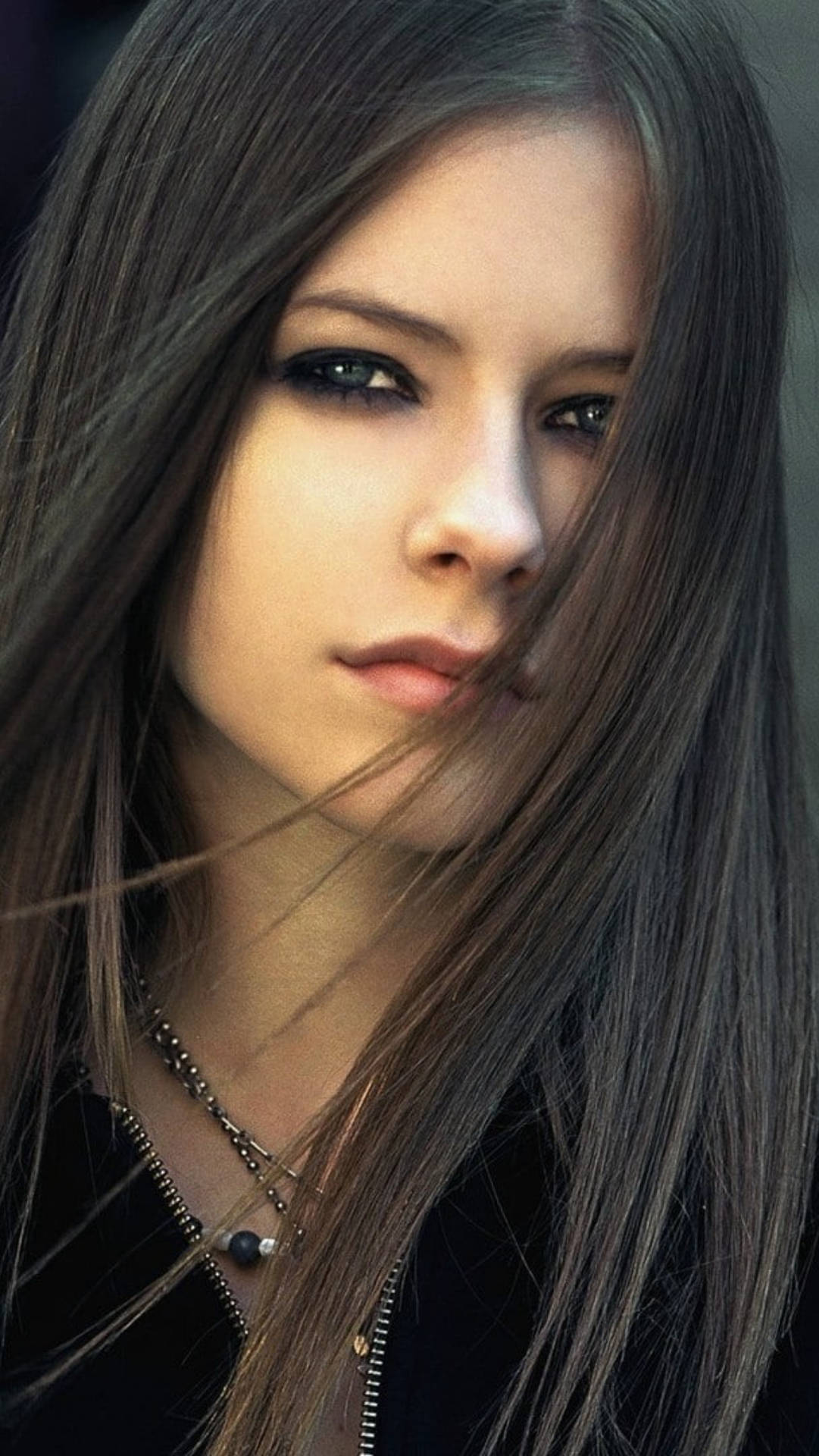 Black-haired Avril Lavigne Background
