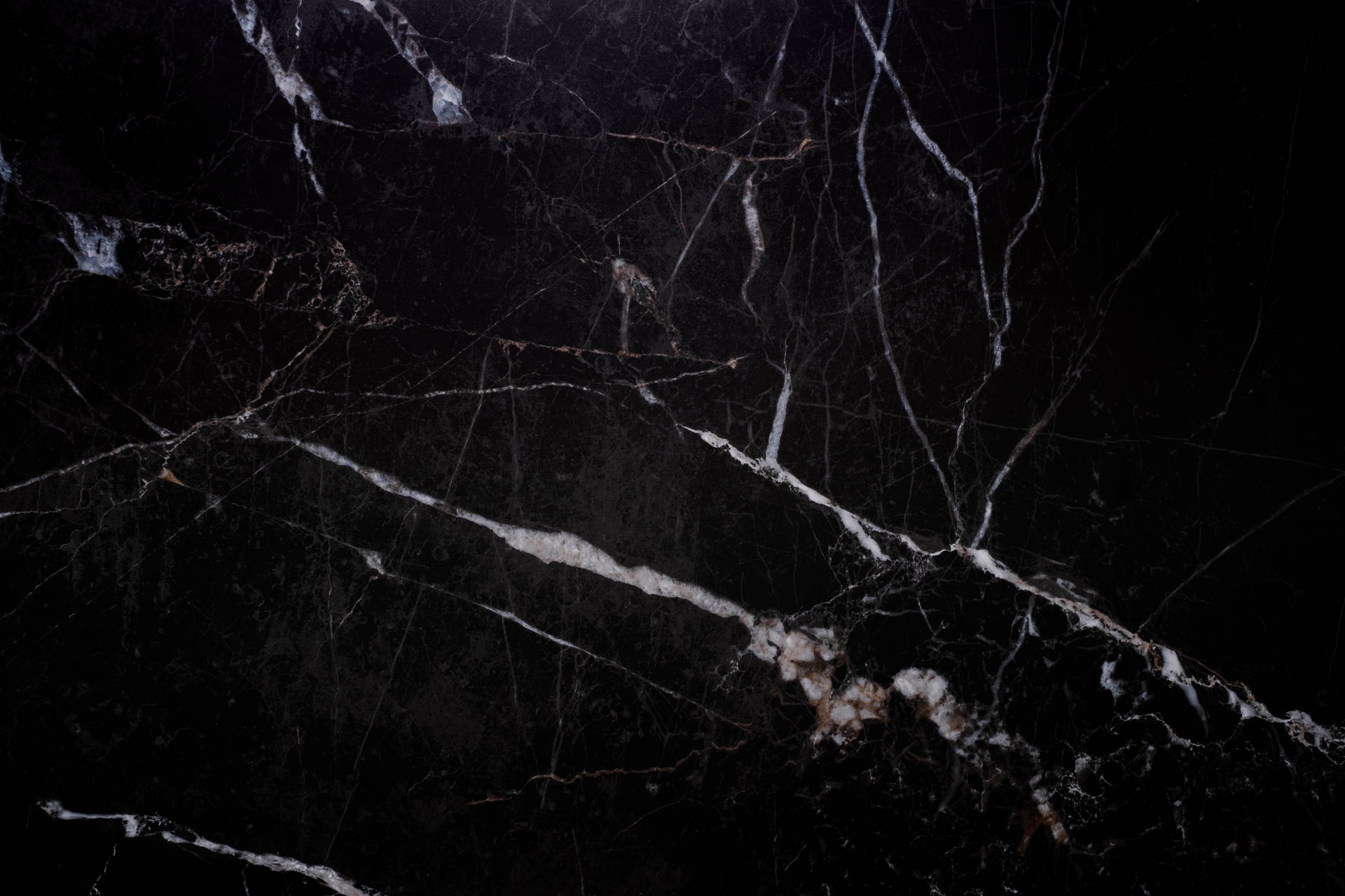 Black Marble 4k Cracks Background