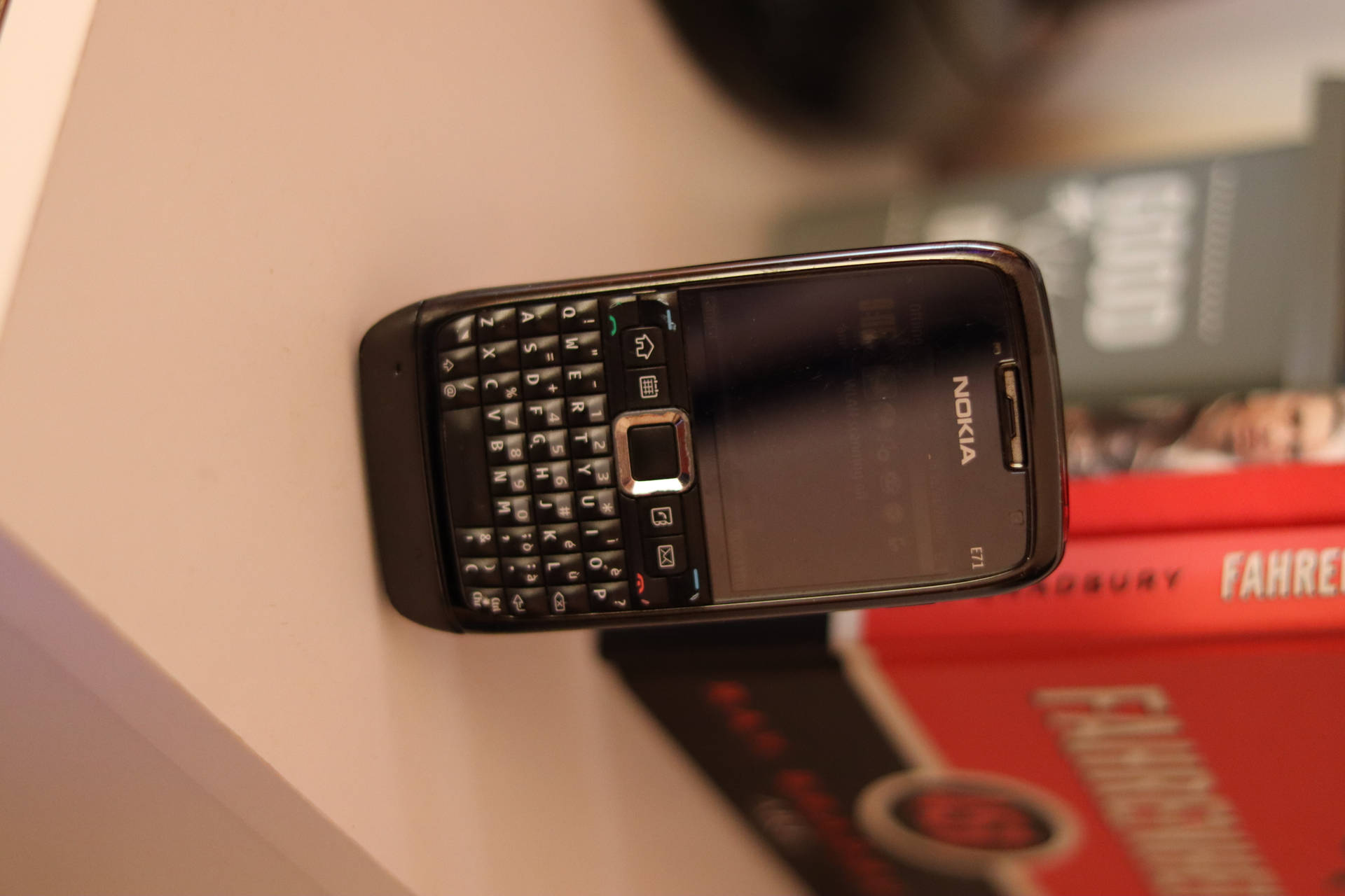 Black Nokia E71 Background