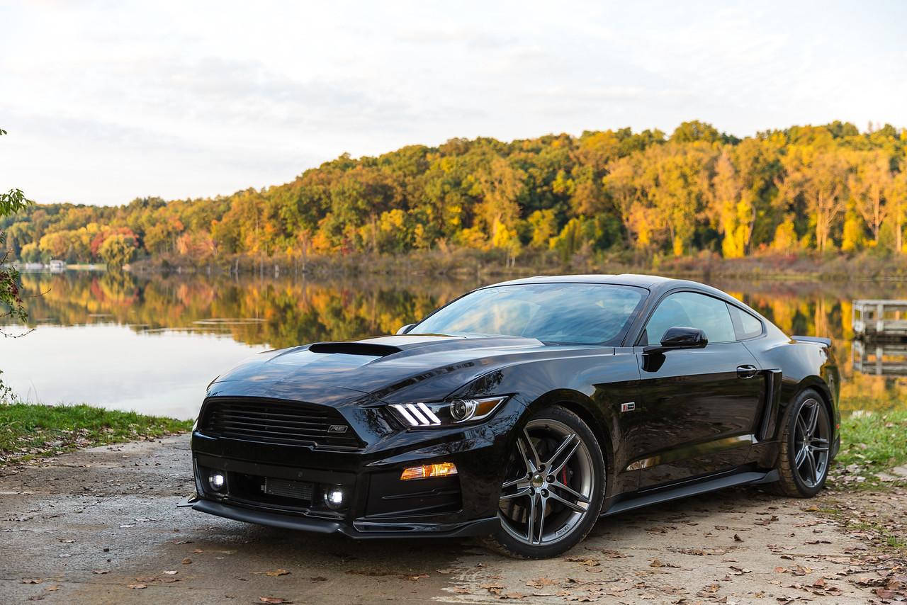 Black Roush Mustang V6 Background