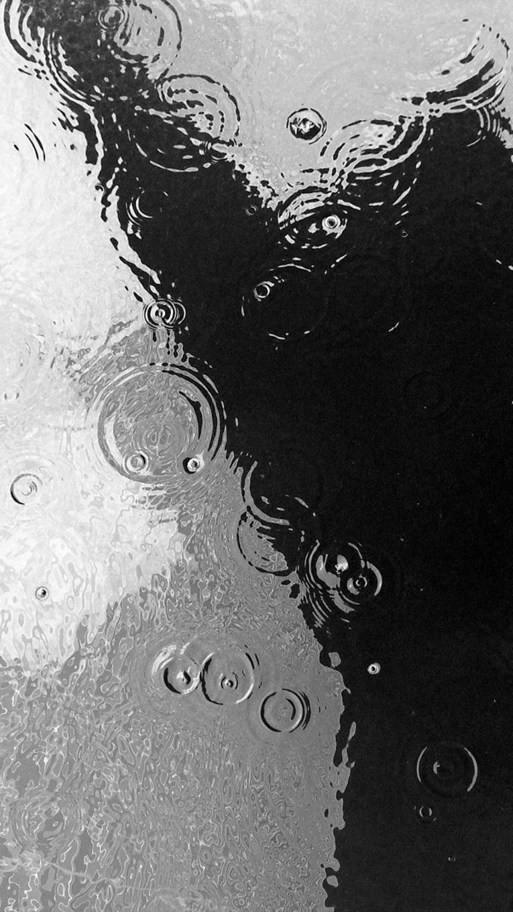 Black White Iphone Raindrop Ripples And Silhouette Background
