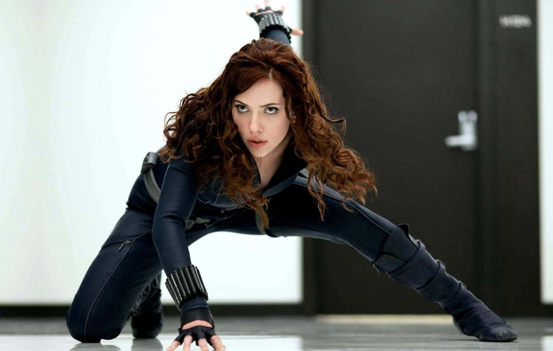 Black Widow Action Pose Iron Man2