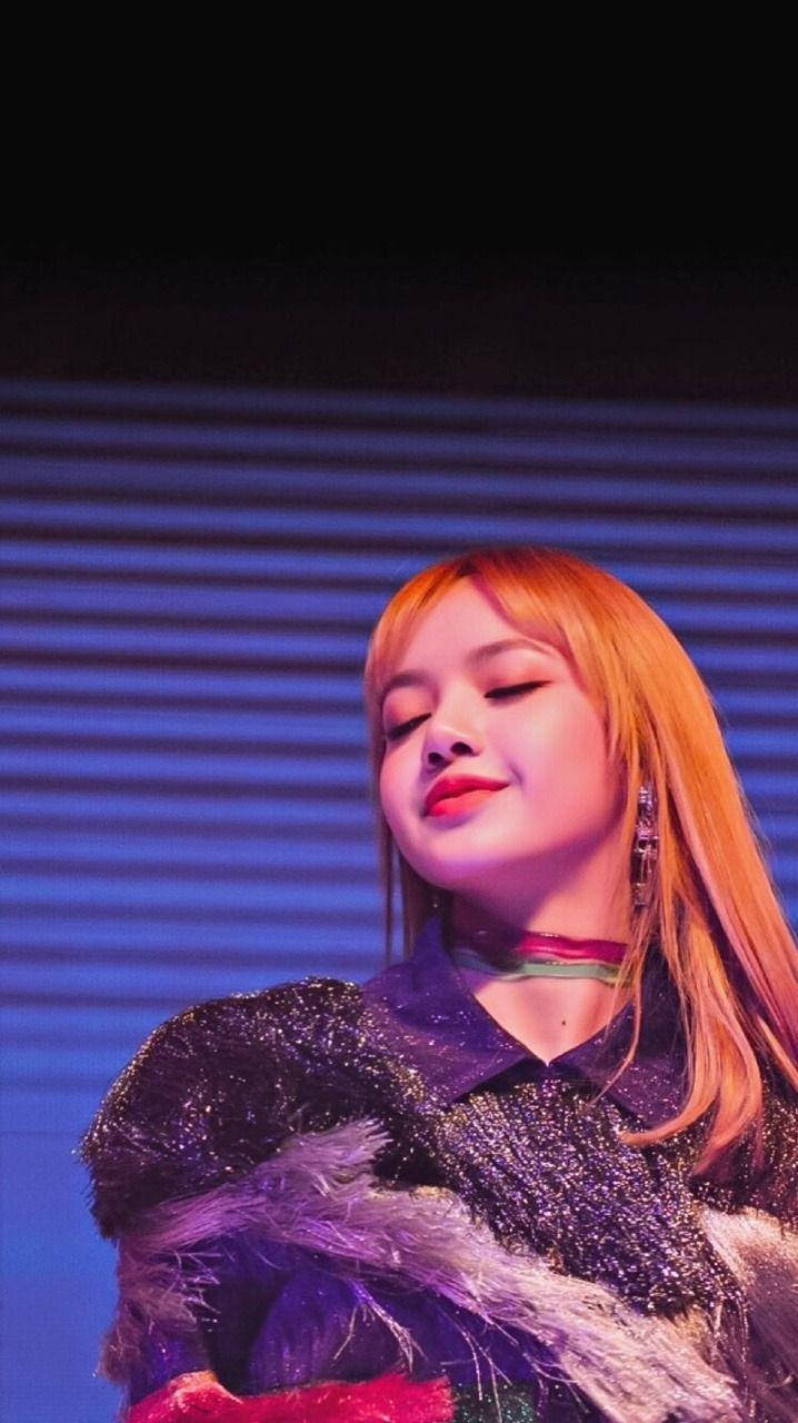 Blackpink Lisa Smiling With Eyes Closed