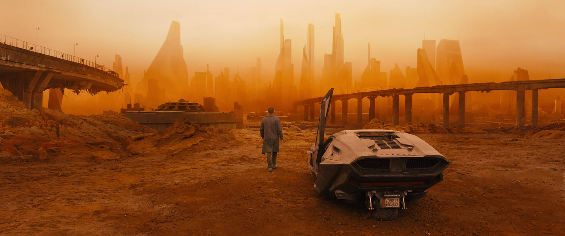 Blade Runner 2049 Officer K Roaming City Ruins Background