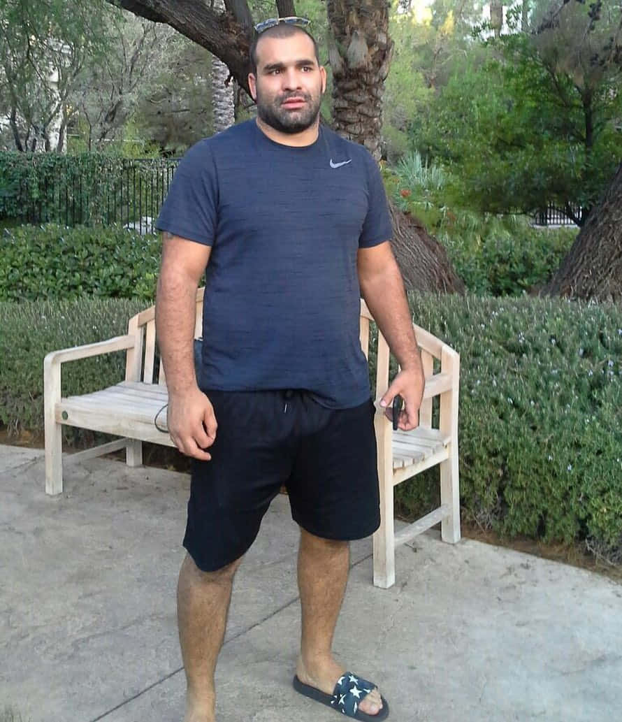 Blagoy Ivanov In Casualwear Background