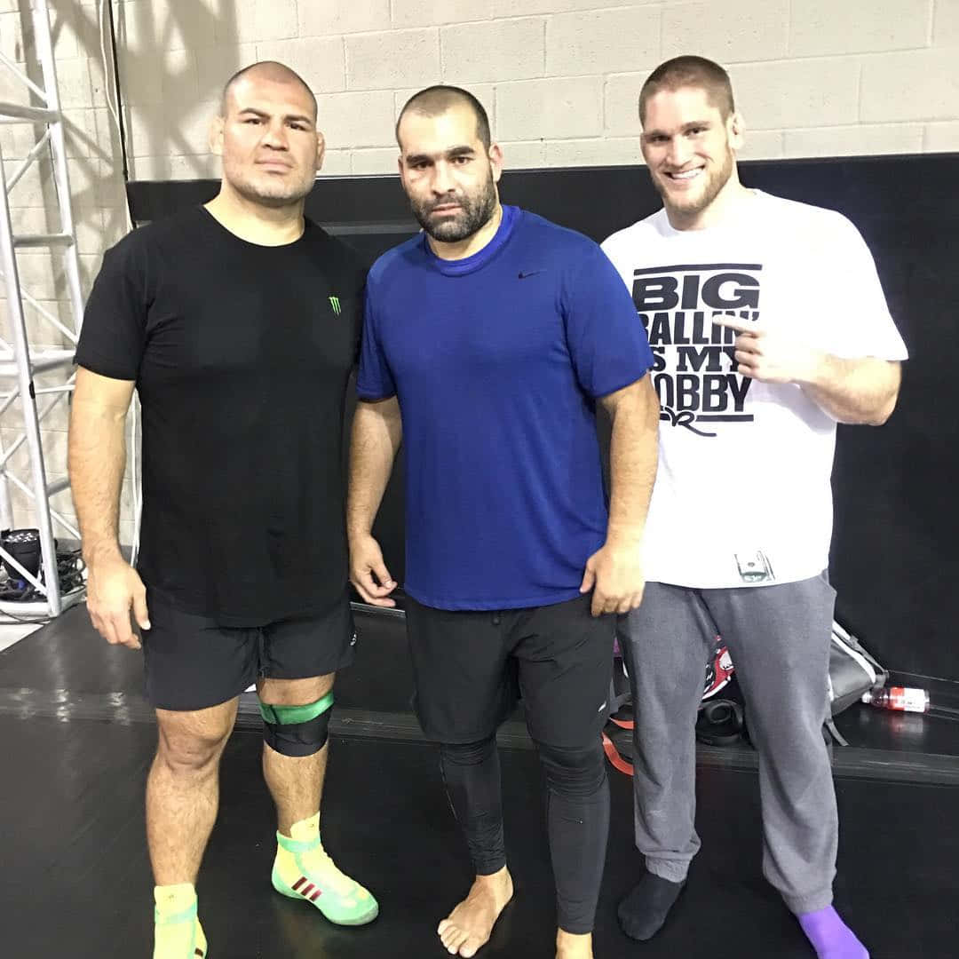 Blagoy Ivanov Posing With Fighters Background