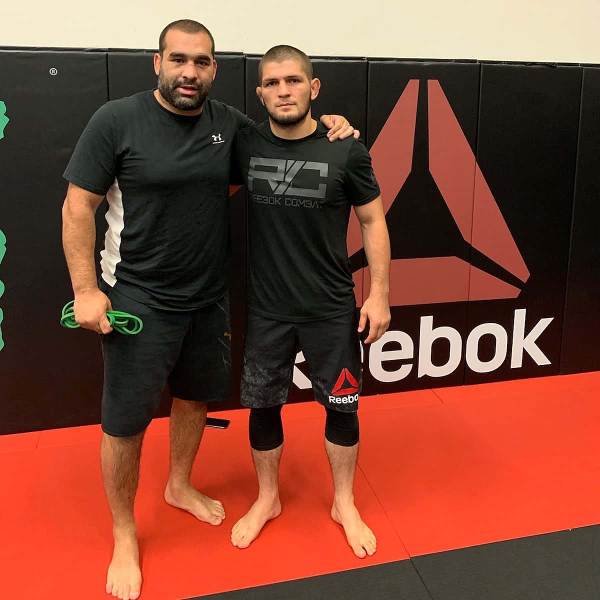 Blagoy Ivanov Posing With Khabib Nurmagomedov Background