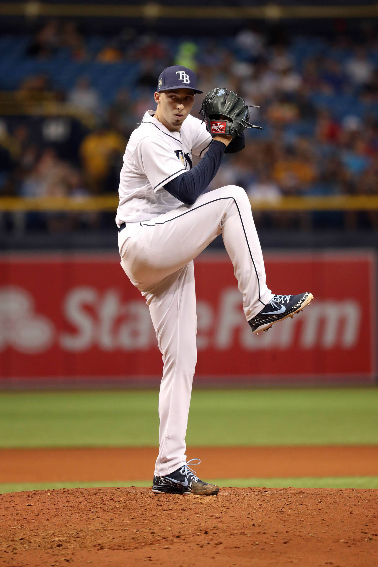 Blake Snell Leg Raised Background