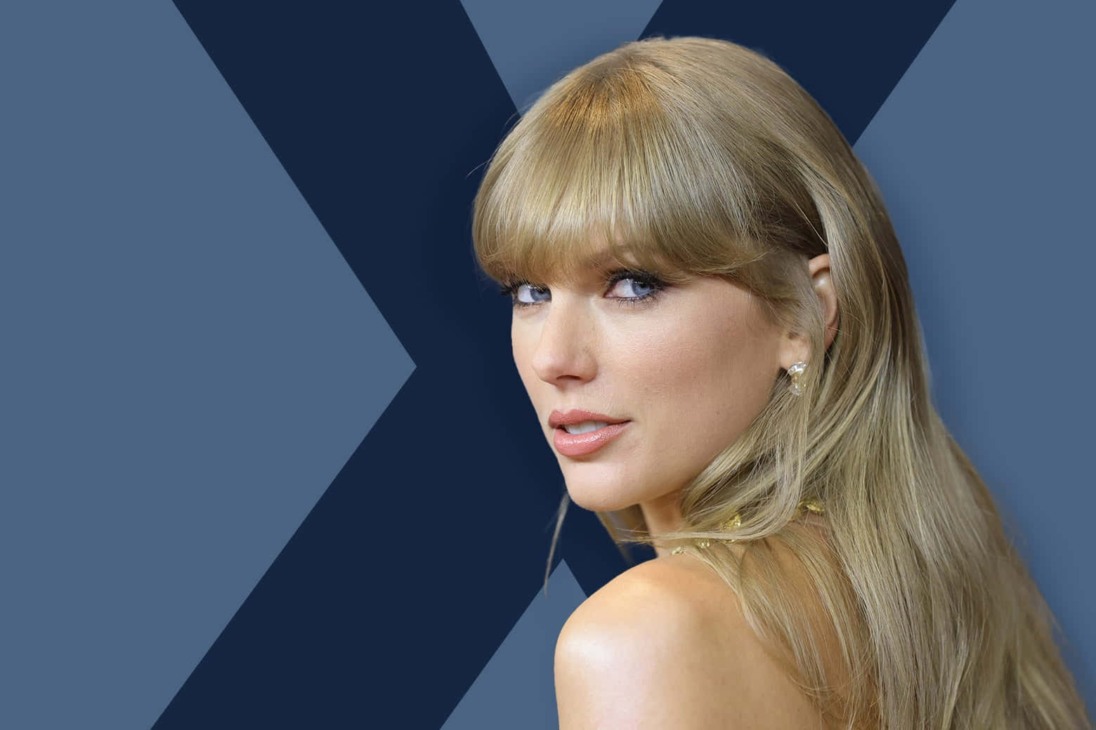 Blonde Celebrity Blue Background Background