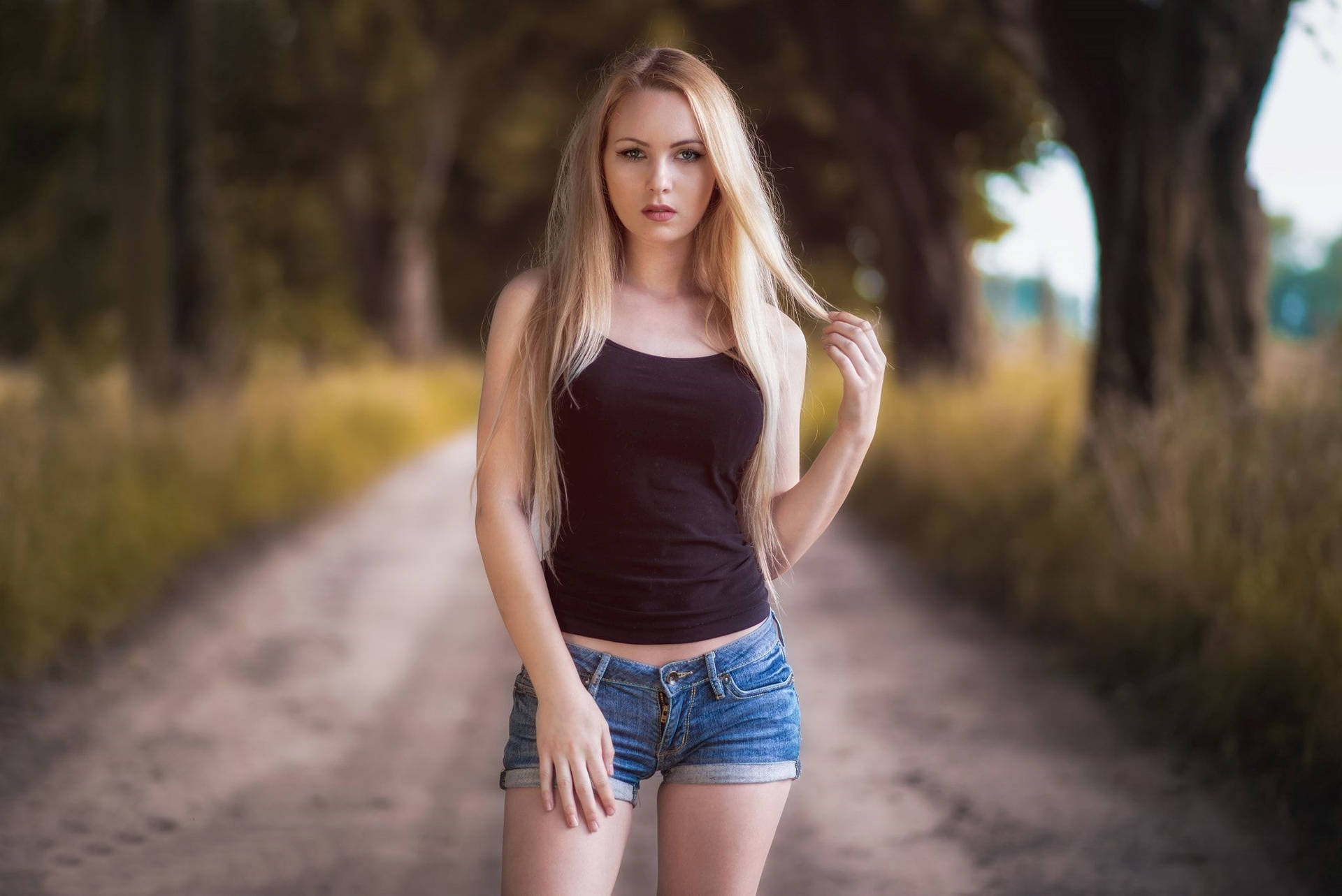 Blonde Girl Hair Ends Background