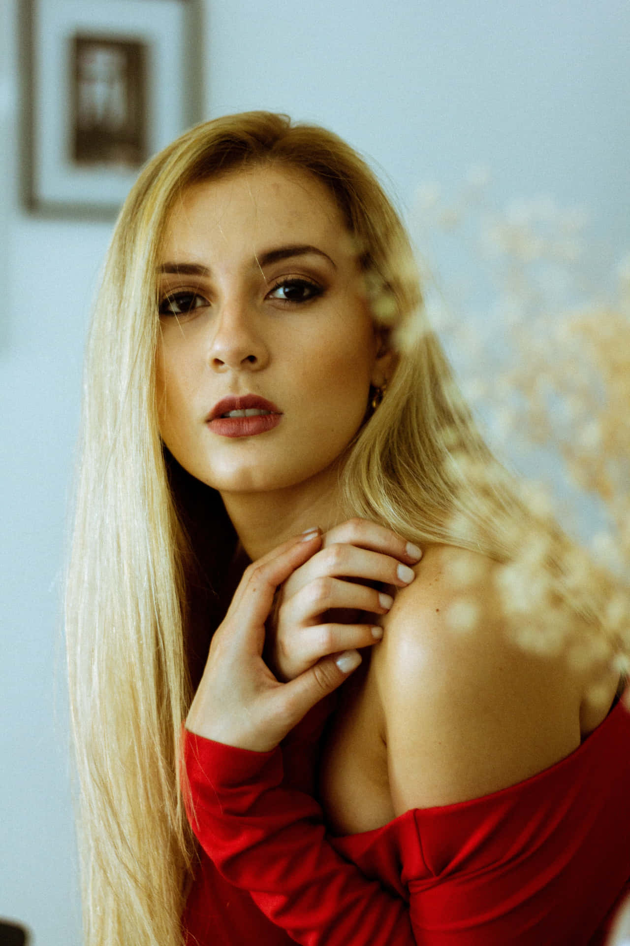 Blonde Mujer Madura In Red